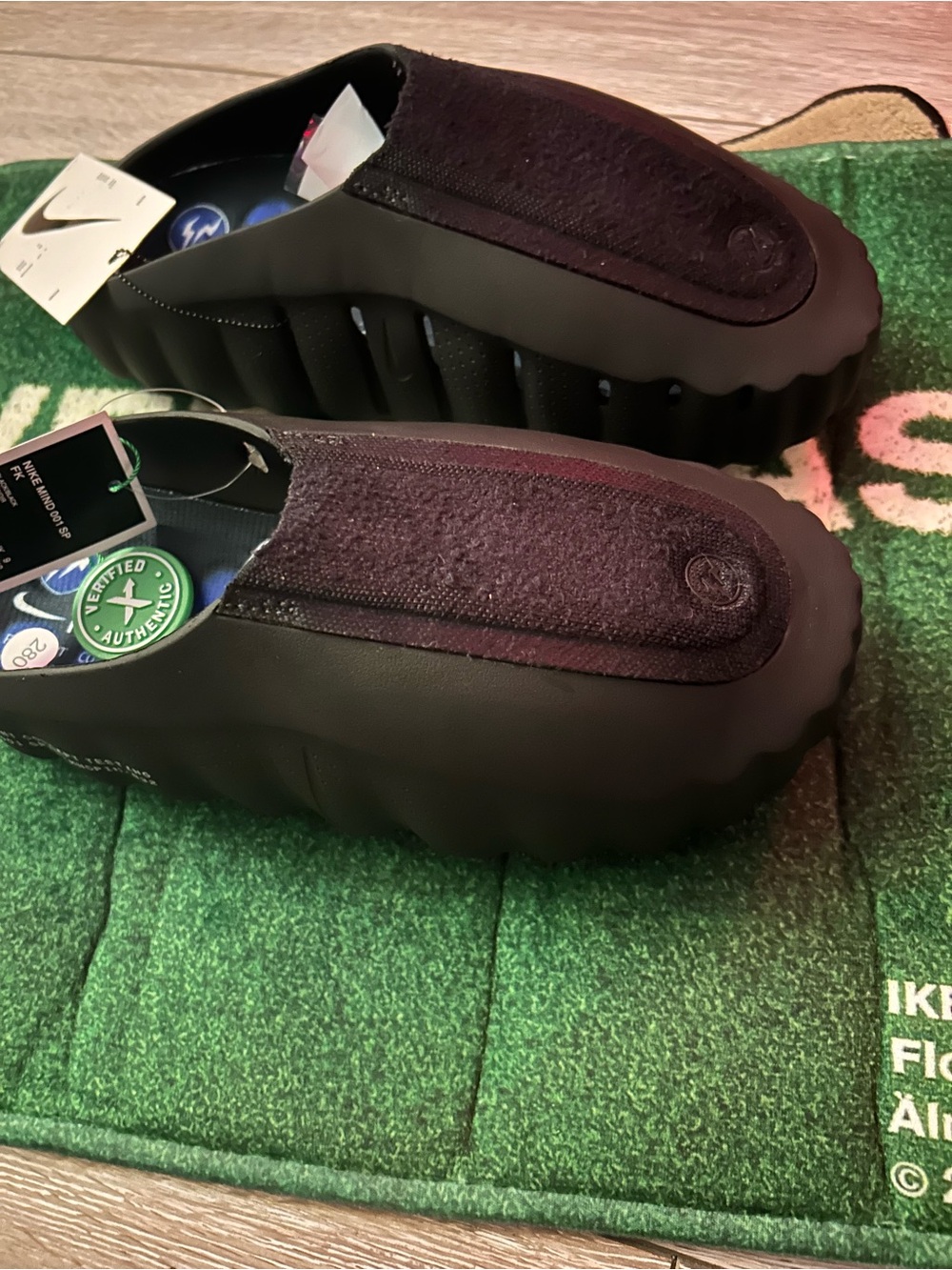 Men's Nike Mind 001 Fragment Black Slip-On Pregame- Waterproof Comfort - Picture 2 of 9
